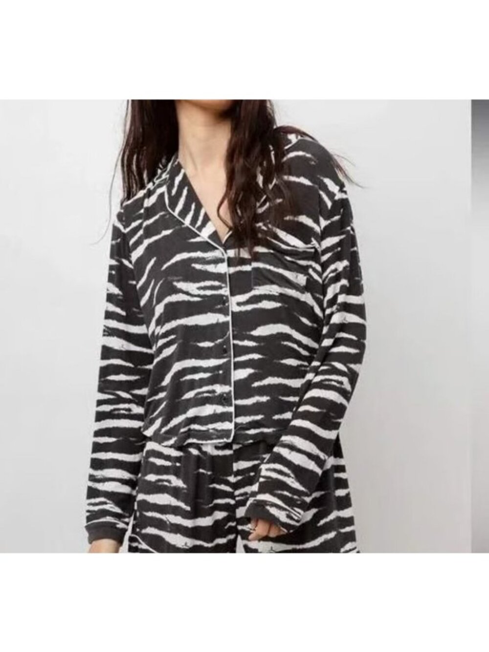 Rails Eva Pajama Top Women's Size XS in Black Watercolor Tiger New With Tags!